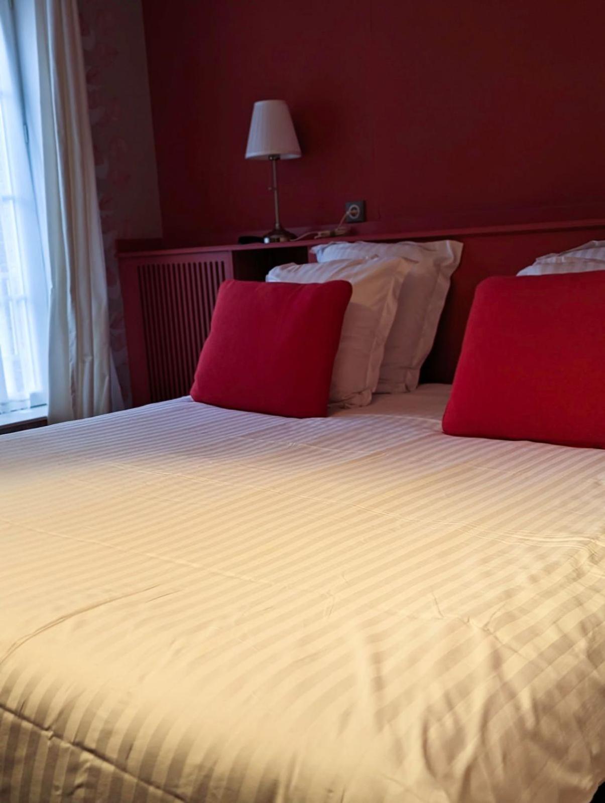 Du Saumon, Verneuil Sur Avre Hotel 2*