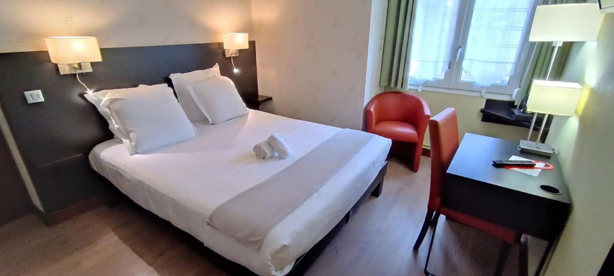 Hotel Du Saumon, Verneuil Sur Avre 2*