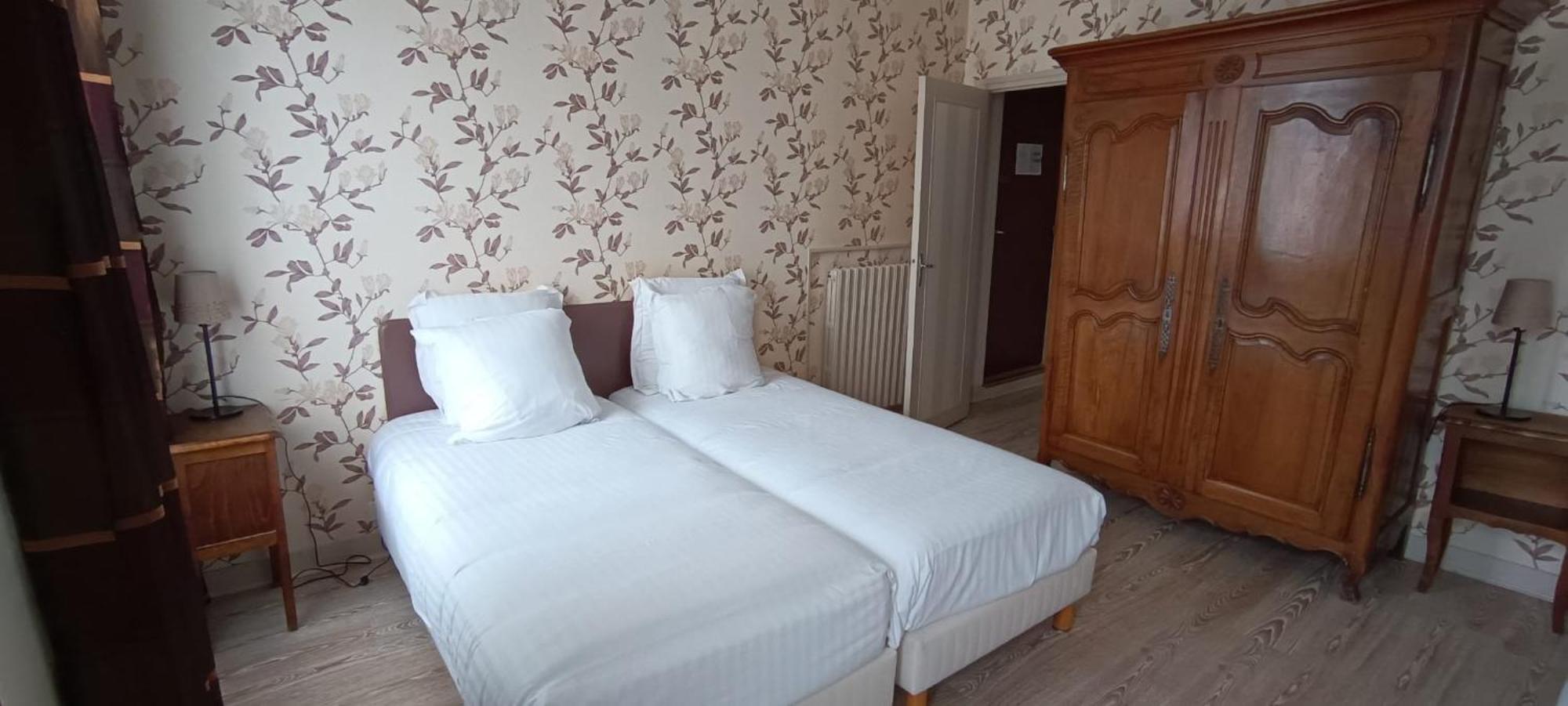 Du Saumon, Verneuil Sur Avre Hotel 2*