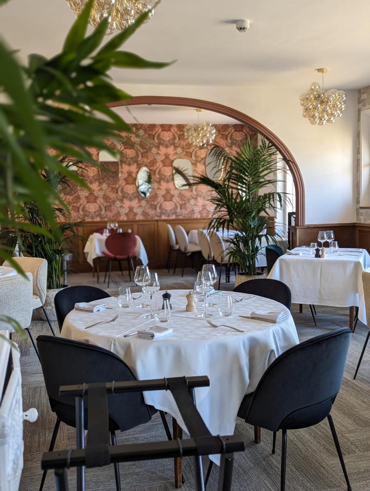 Hotel Du Saumon, Verneuil Sur Avre Verneuil d'Avre et d'Iton